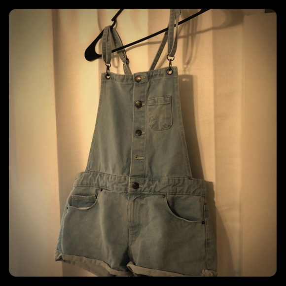 Forever 21 short overalls - Picture 1 of 2